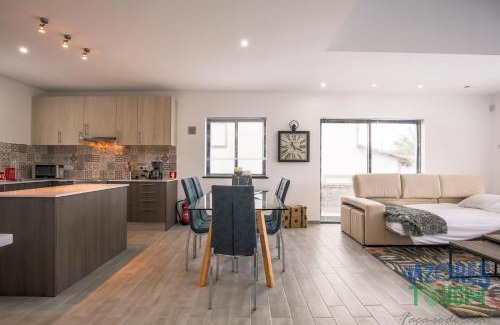Angra do Heroismo House | Silver Gate Home
