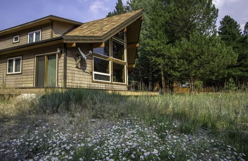 June Lake House | Silver Meadows Cabin, June Lake, CA