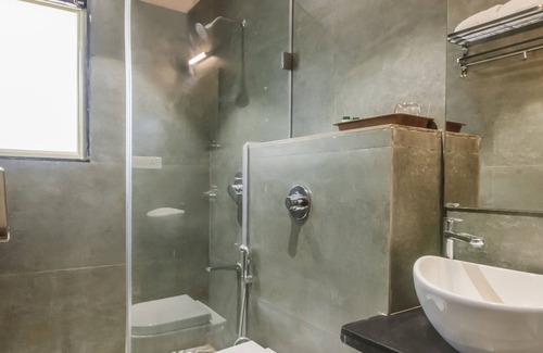Karal Hotel | Silver Oak Tropical Resort By Bay Hotels