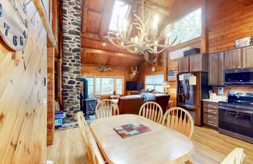 Trenton Cabin | Silver's Log Cabin, Fire Pit, Acadia National Park