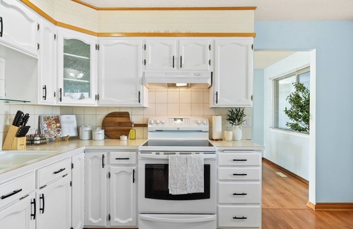 Northwest Calgary House | Silver Springs Family Retreat