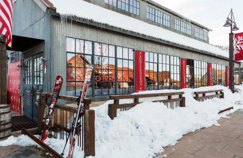 North Park City House | Silver Star #04 - 6 Bed Cottage wspa