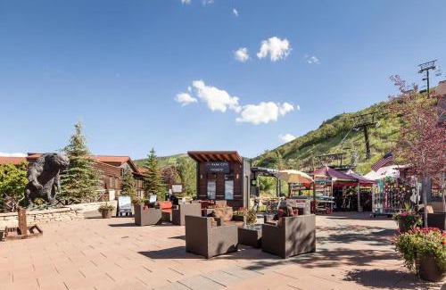 North Park City House | Silver Star #04 - 6 Bed Cottage wspa