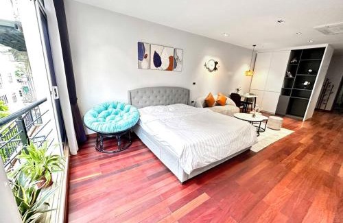 Truc Bach Apartment | SIMI West Lake Banyan Cinema Studio 58m2 for 4 people elevator green view