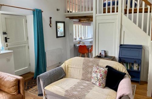 Saxmundham House | Simpers Drift