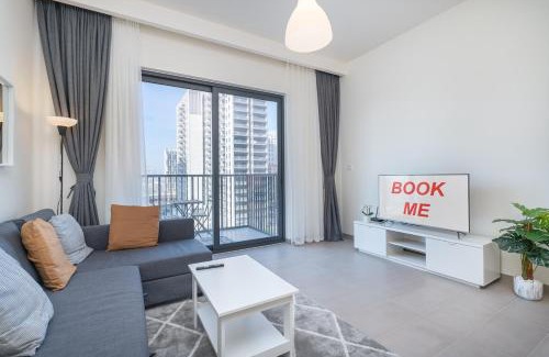 Trade Centre 1 Apartment | Simple Living 1Bedroom Apartment in Dubai Hills