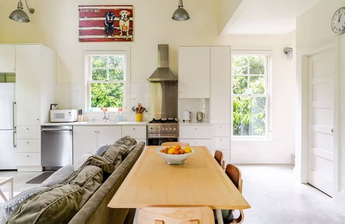 Bainbridge Island House | Simple Living at Luxurious, Modern Farmhouse on Bainbridge Island. Dogs ok.