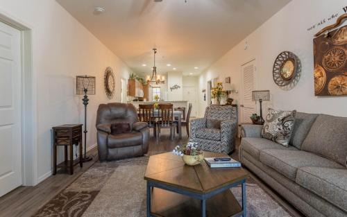 Branson West Apartment | Simple Serenity condo