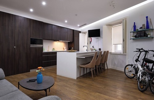 Figueira da Foz Apartment | Simplify in this peaceful, centrally located space. One-bedroom apartment,.