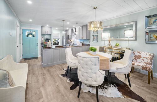 Seagrove Beach House | “Simply Seagrove” | Waterfront Townhome | Kayaks included| Seagrove Beach Florida