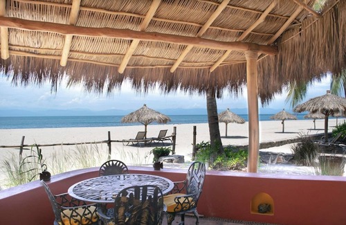 La Cruz de Huanacaxtle Cabin | SimplyBaku - Beach Amenecer