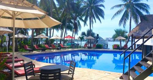 Punta Cancun Hotel | SINA SUITES CANCUN - Adults Only