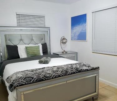 Palm Beach Shores Apartment | Singer Island Inn