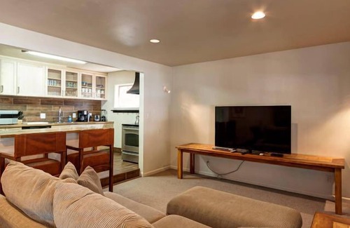 Vail Ski Chalet | Single Family Home in between Lionshead and Vail Village, on the Gore Creek.