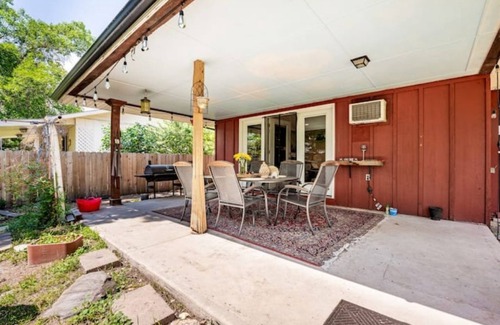 University Acres House | Single level home (+basement) near Old Town & CSU
