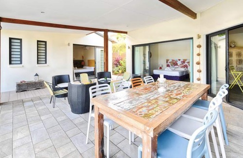 Caphomard Villa | Single storey villa with heated pool in tropical garden in St-Gilles les Bains