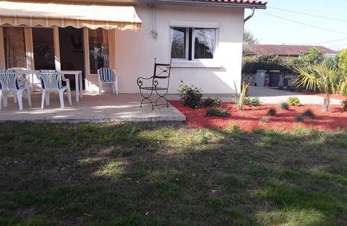 Mirande House | Single-storey house 110m², residential area, 500m from town center