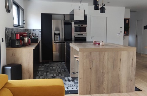 Salles House | Single storey villa of 130 m2 with swimming pool in the Arcachon basin.