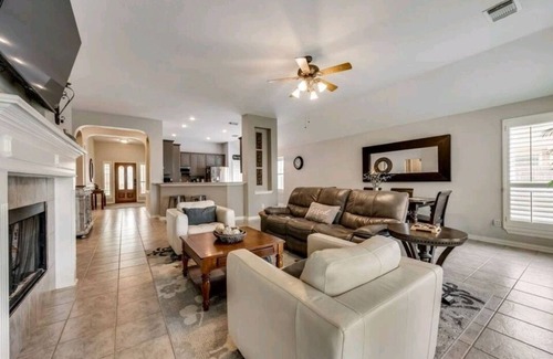 Flower Mound House | Single story 15m from DFW in desirable neighborhood