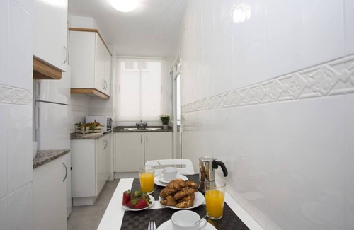 Valencia City Centre Apartment | Singular Stays Mercado Central VII