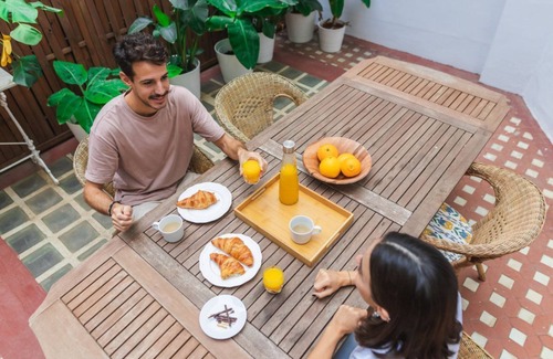 Valencia City Centre Apartment | Singular Stays Ms Rogers