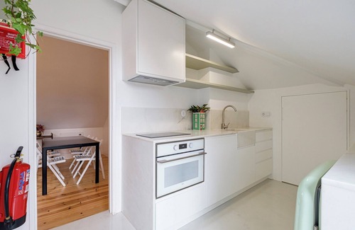 Sintra Apartment | Sintra Cosy Apartment by refuge® holiday homes