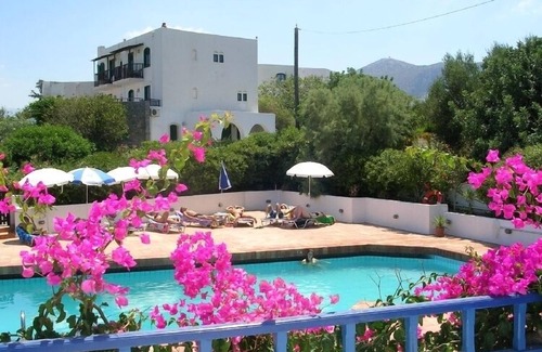 Limenas Chersonisou Apartment | Sirius 3-Room Apt (2 Bedrooms)