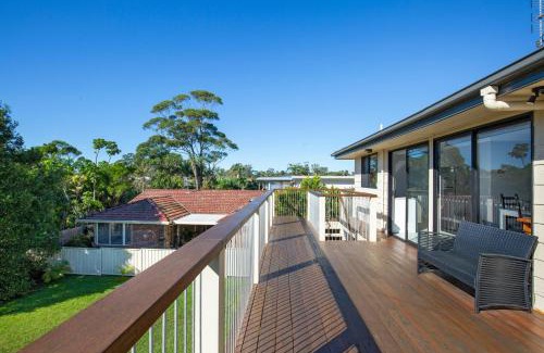 Sanctuary Point House | Sirius Retreat Pet Friendly 3 Mins Walk to St George Basin
