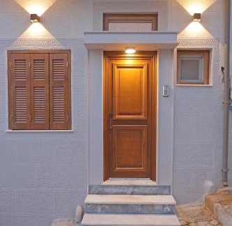 Moschato-Tavros Apartment | Siroa Atrium