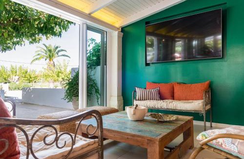 Kalamaki Hotel | Sirocco Hotel-Adults only