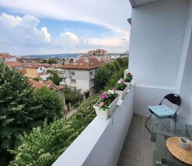 Varna City Centre Apartment | SiSi Art