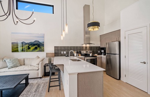 San Luis Obispo Apartment | Sisters Suite at the Junction