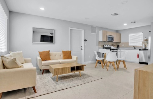 Downtown Fort Lauderdale Villa | Sistrunk Shades Villa #4 - New Downtown Fort Lauderdale Florida Townhomes