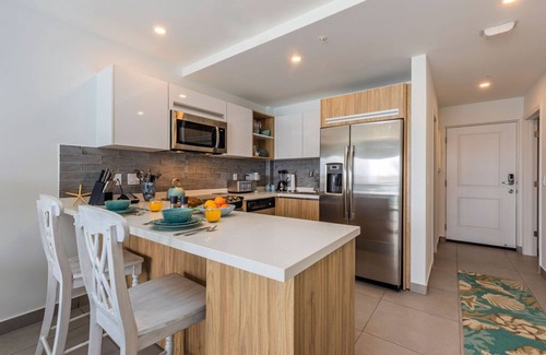 Oranjestad Condo | Sit Back, Relax.Your New View to the Harbor Awaits