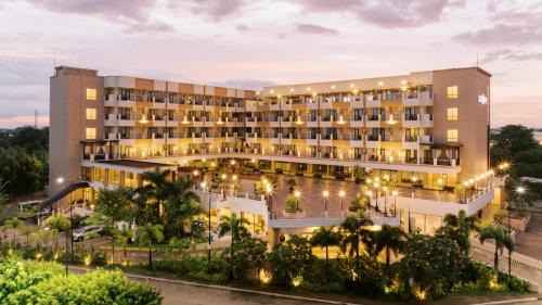 Bacolod Hotel | SixtyFifth Destination Resort Hotel