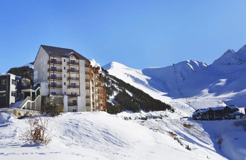 Peyragudes Condo | Ski aux pieds ! Charmant T2/6 + piscine & sauna