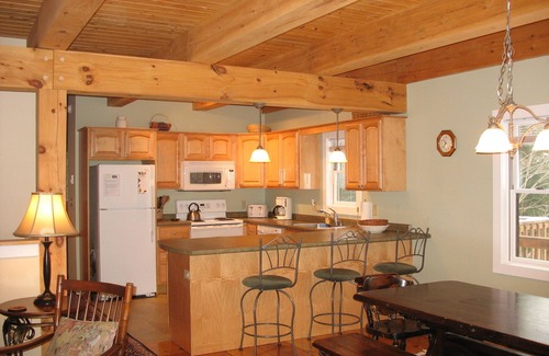 West Dover House | Ski Chalet - 1/4 mile from Mount Snow