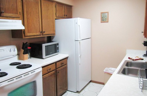 Banner Elk Cottage | Ski Country 66-c 2 Bedroom Condo by RedAwning
