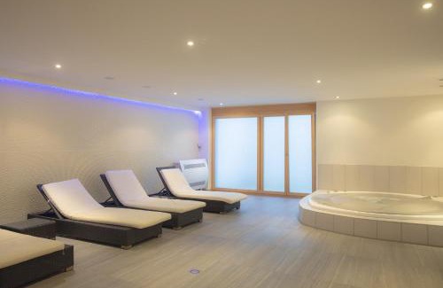 Veysonnaz Apartment | Ski Heaven SH 003 - LUXE apartment 5 pers