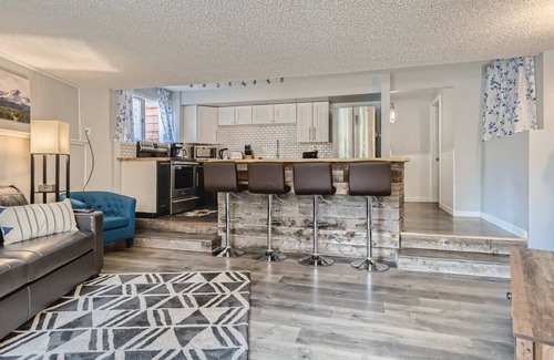 Boulder Ridge Condo | Ski Hill Hideaway