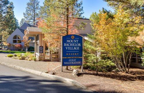 Century West House | Ski House 237 - Meredith Lodging