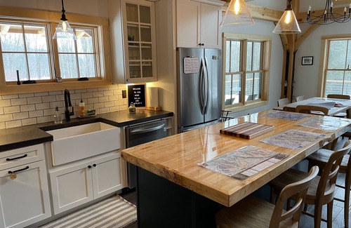 Waitsfield House | Ski house less than one mile from Sugarbush!