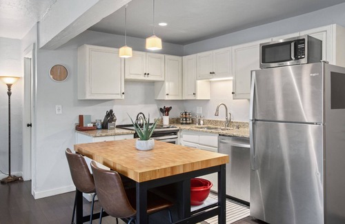 Steamboat Springs Condo | Ski In Access, Renovated, California King Bed, Easy Walk to Shops, Restaurants, Free Bus
