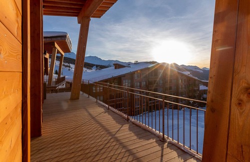 Arc-1800 Ski Chalet | Ski-in chalet with spa and home cinema, 6 bedrooms, sleeps 14