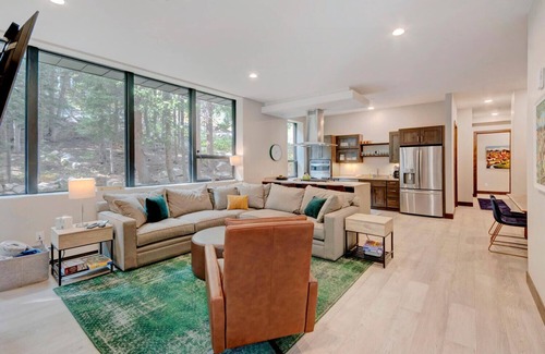 Winter Park House | Ski In Out Luxury Loft 103 I Hot Tub I Gym I Views I Best Price I Discounted Attractions