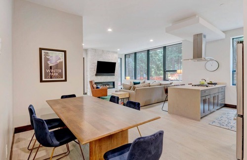 Winter Park House | Ski In Out Luxury Loft 103 I Hot Tub I Gym I Views I Best Price I Discounted Attractions
