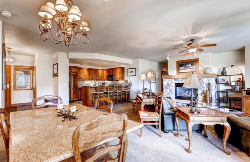 Steamboat Springs Condo | Ski-in/out mountain condo with W/D, free WiFi, pool, & hot tub