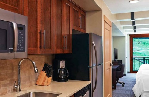 Steamboat Springs Villa | Ski-in/out Sheraton Resort, Family Friendly. Sleeps 8.