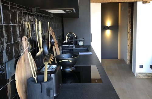 Montalbert Apartment | Ski-in/ski-out, in the heart of the resort, superb apartment for 6/8 people in Montalbert