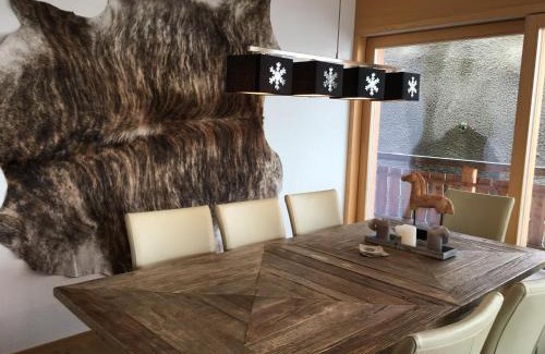 Veysonnaz Apartment | Ski-In, Ski-Out 4, Veysonnaz